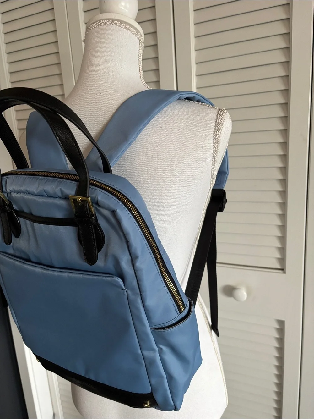 Tutilo New York Commuter Backpack Light Blue Nylon Black Travel Bag Like New